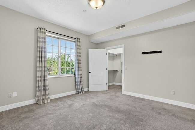 Building Photo - 203 N 1200 W