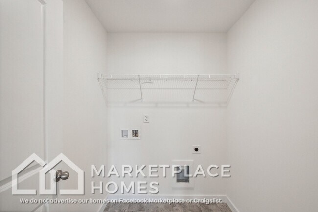 Building Photo - 4033 NE Billie Ln