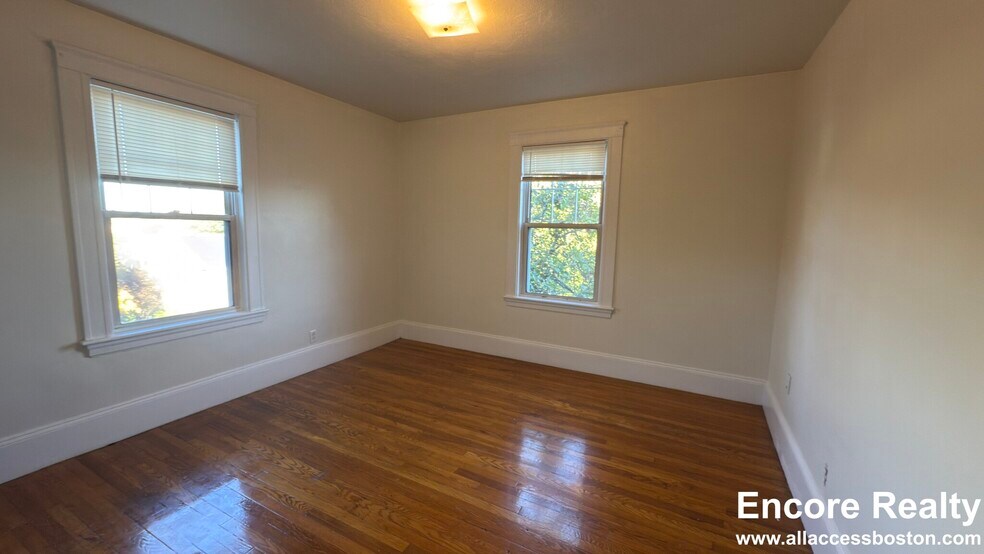 Building Photo - 155 Summer St