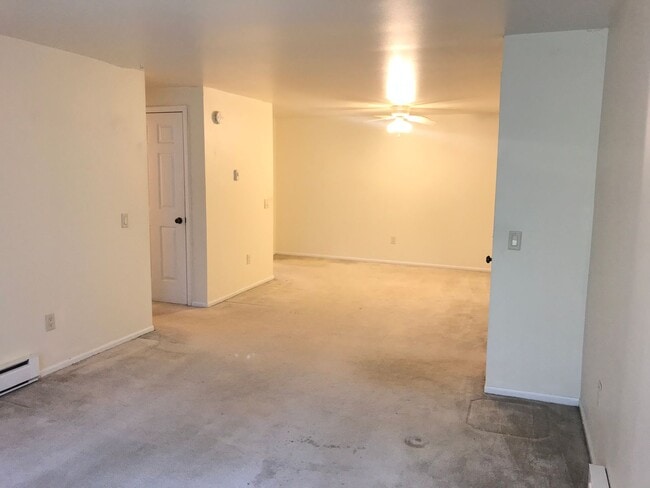 Building Photo - Stone Ridge