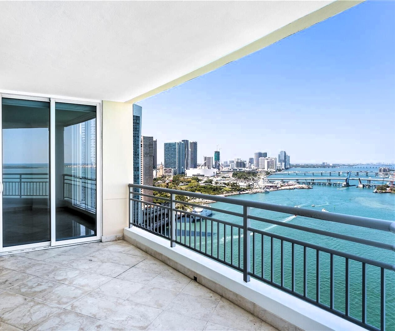 Building Photo - 848 Brickell Key Dr