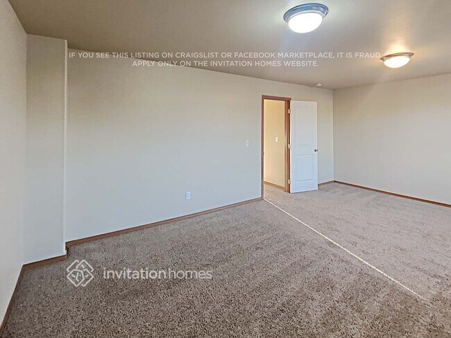 Building Photo - 11629 183rd St E