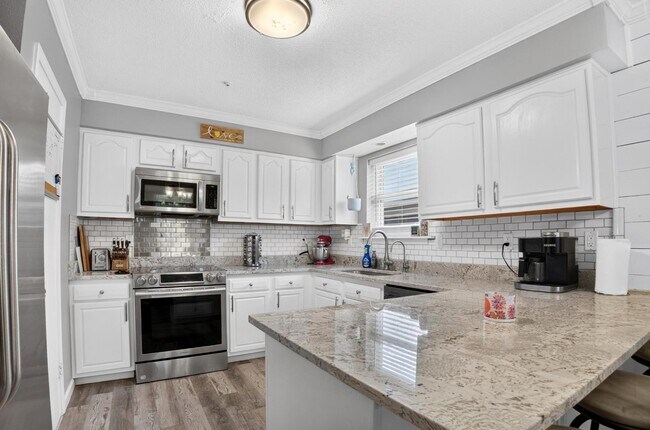 Building Photo - 5316 Loring Dr
