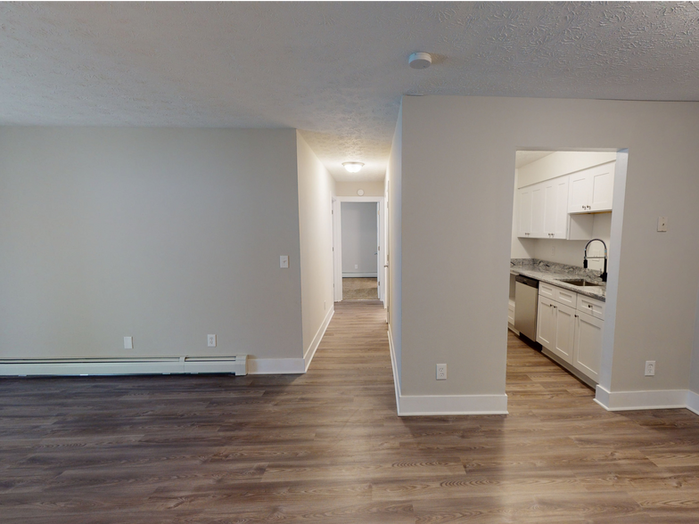 Telegraph Hill Apartments 6931 Goldengate Dr Cincinnati OH 45244 Apartment Finder