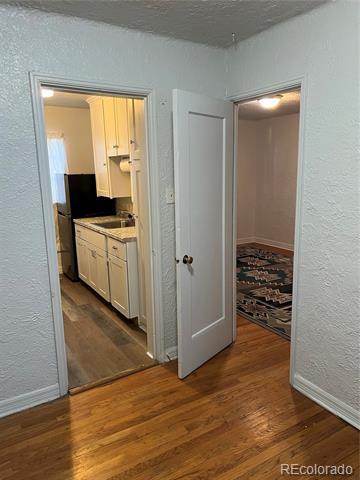 Building Photo - 2525 E 14th Ave