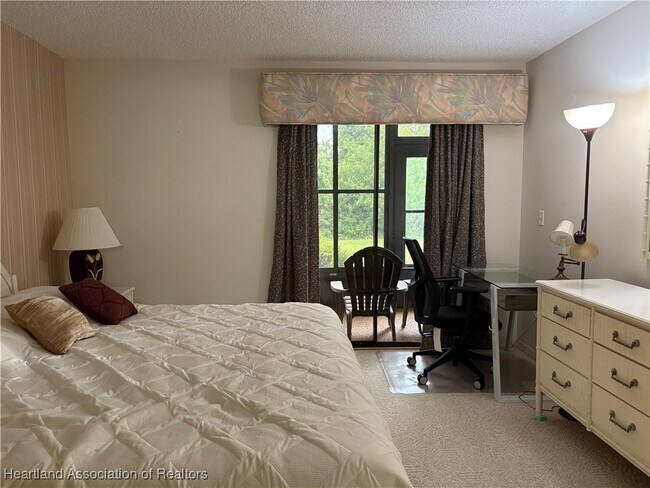 Building Photo - 5762 Matanzas Dr