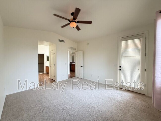 Building Photo - 8311 S 23rd Pl