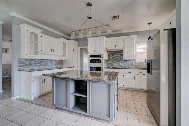 Building Photo - 1209 SW 113th St