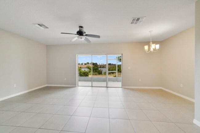 Building Photo - 312 Arbor Lakes Dr