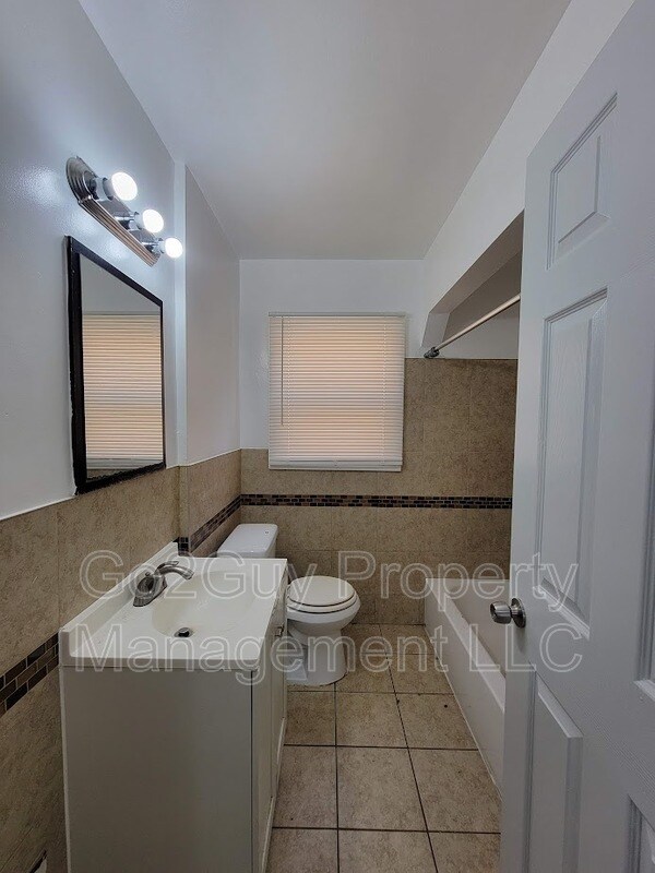 Building Photo - 18644 Forrer St