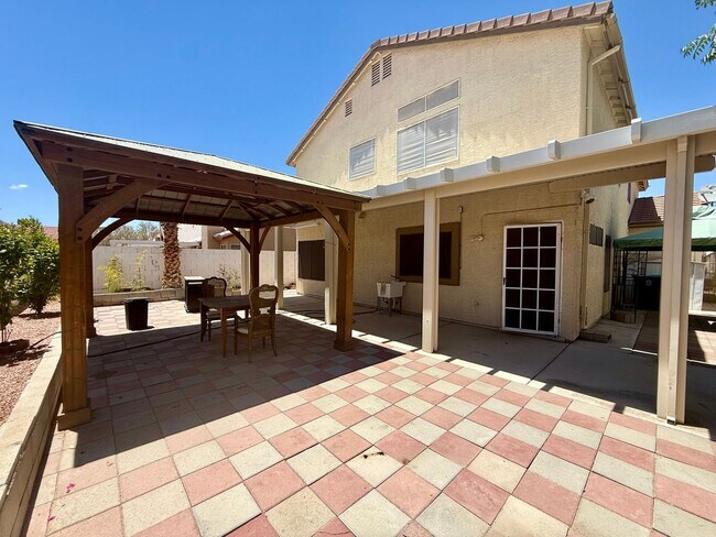 Building Photo - Spacious 4-Bedroom Home with 3-Car Garage in Orchards of Las Vegas