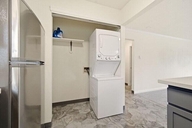 Building Photo - 1922 NW 143rd Ave