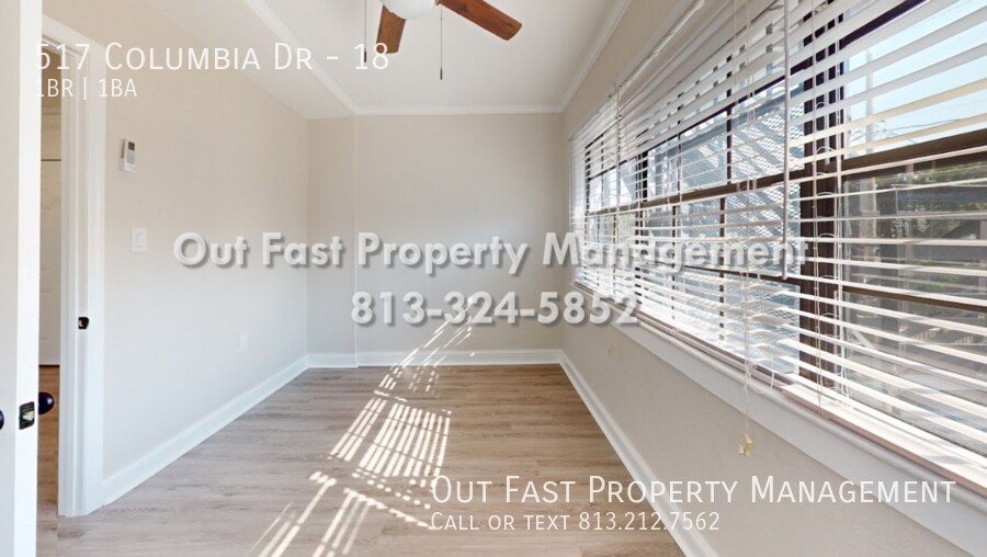 Building Photo - 517 Columbia Dr