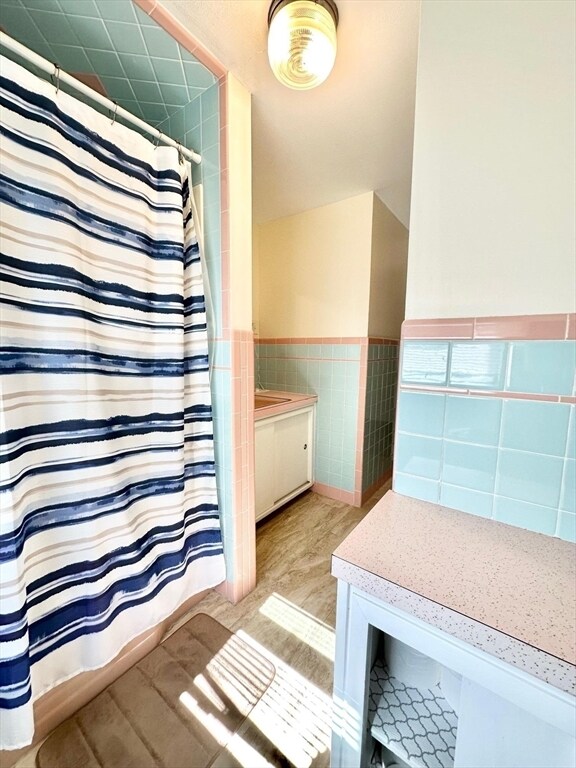 Building Photo - 10 Roulston Rd