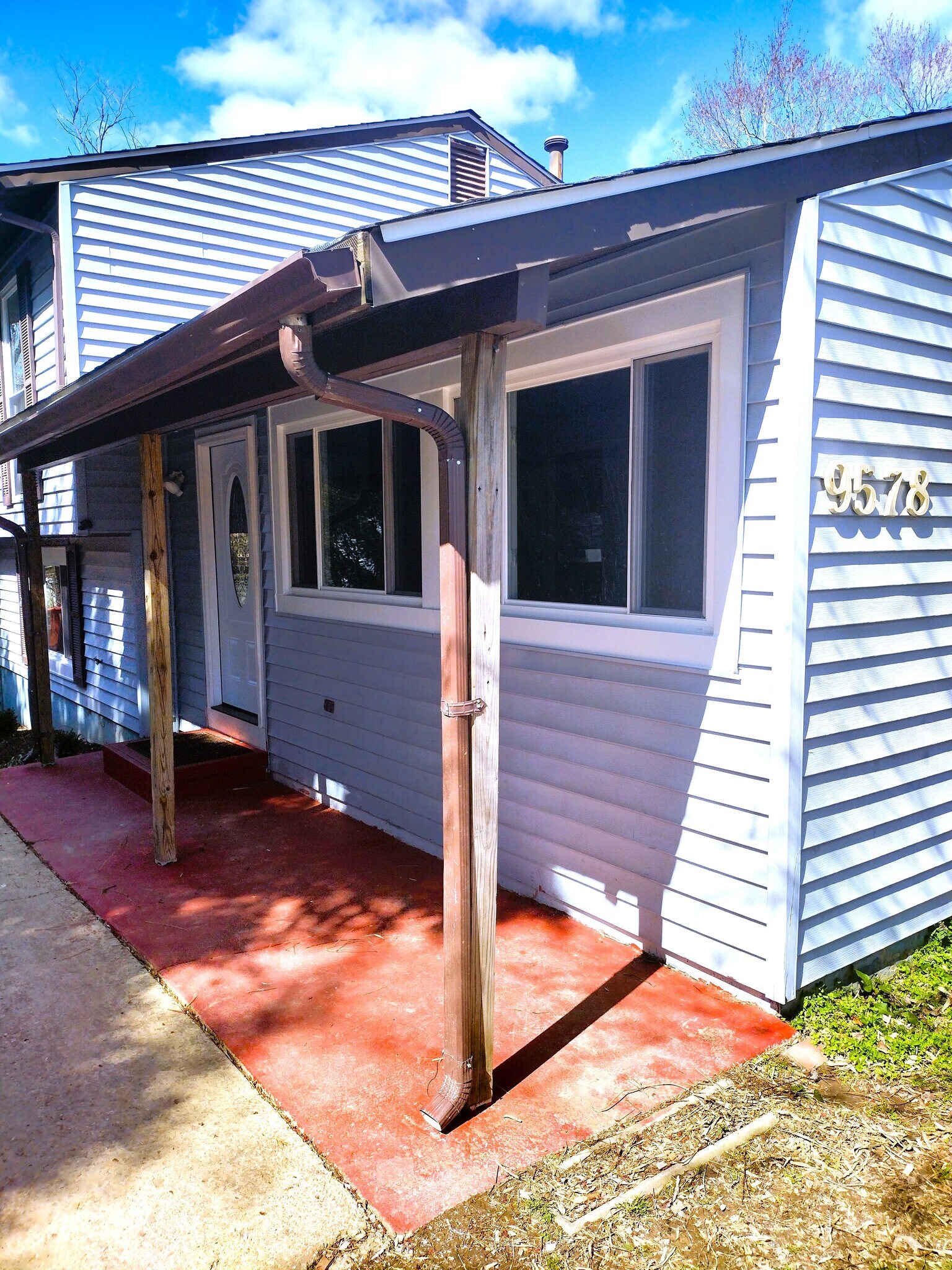 Building Photo - 9578 Landbreeze Row