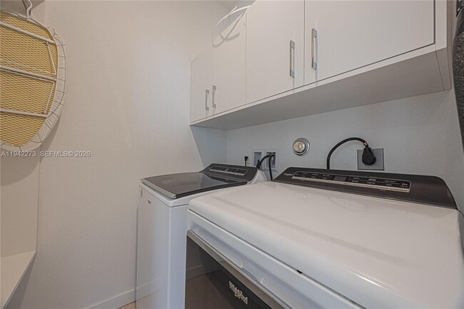 Building Photo - 7214 Rockwood Rd