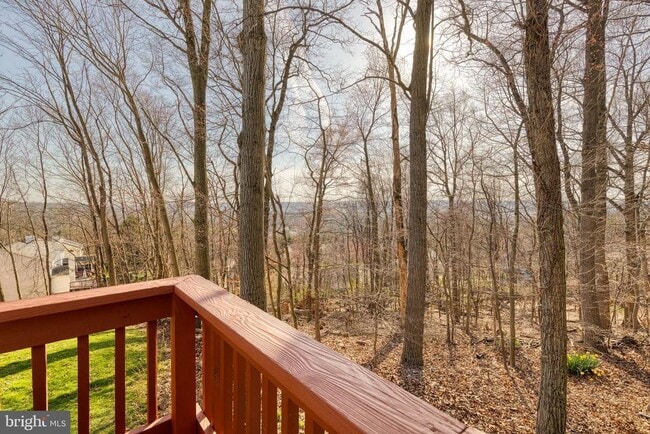 Building Photo - 10595 Blue Bell Way