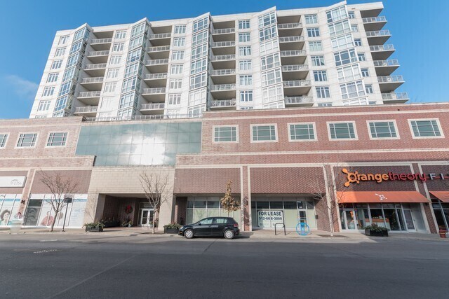 Primary Photo - 1134 W Granville unit 803