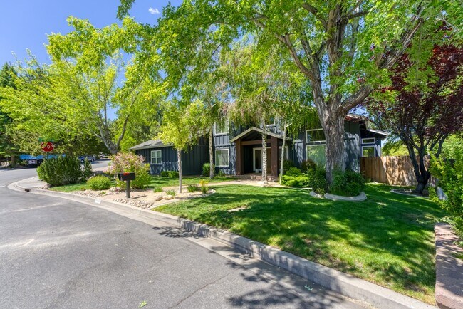 Building Photo - Interior Style you want, in the School zones you want, Plus Panoramic Views!