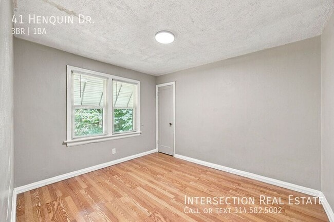 Building Photo - 41 Henquin Dr
