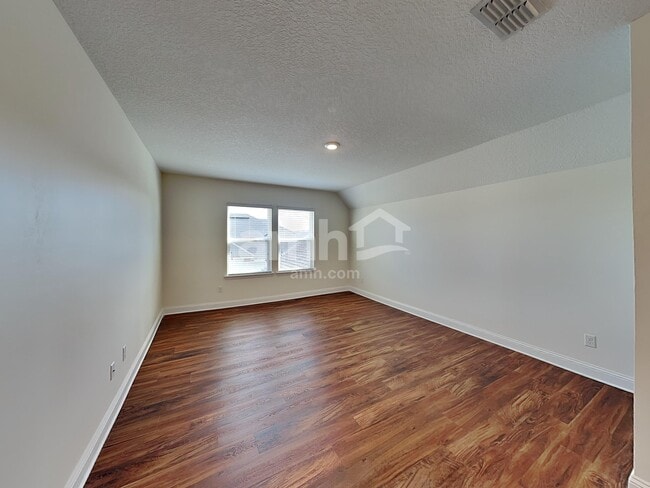 Building Photo - 34 Tristan Ct