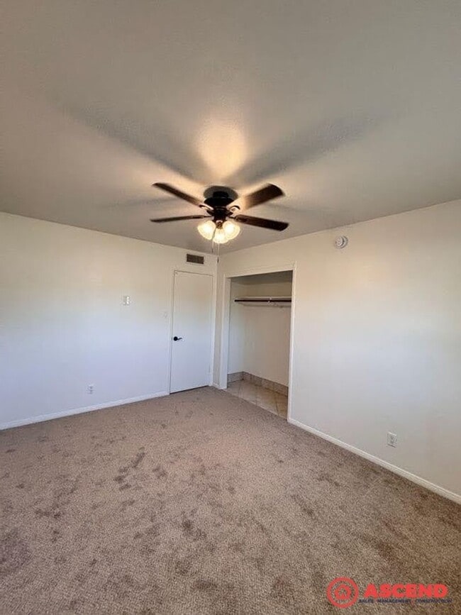 Building Photo - 3 Bed / 2 Bath Home on 2 Acres of Cattle L...