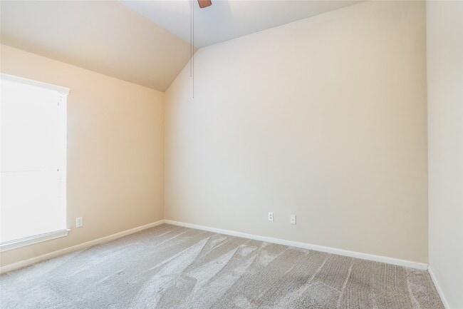 Building Photo - 26519 Longleaf Valley Dr