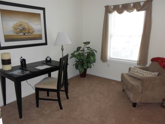 Building Photo - 100 Sentinel Court