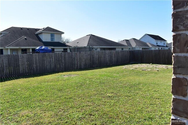 Building Photo - 27 Whitetail Dr