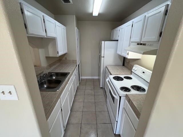 Building Photo - 412 Shiloh Dr