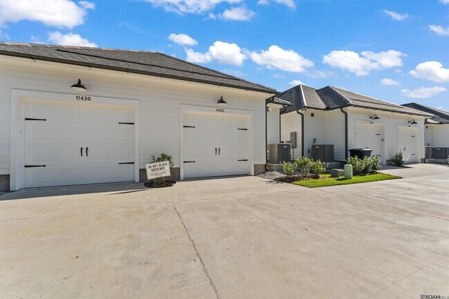 Building Photo - 11422 Cotton Ln
