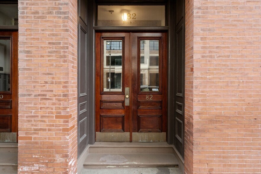 Building Photo - 82 Berkeley St