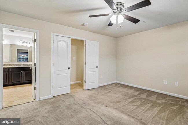 Building Photo - 1004 Red Clover Rd