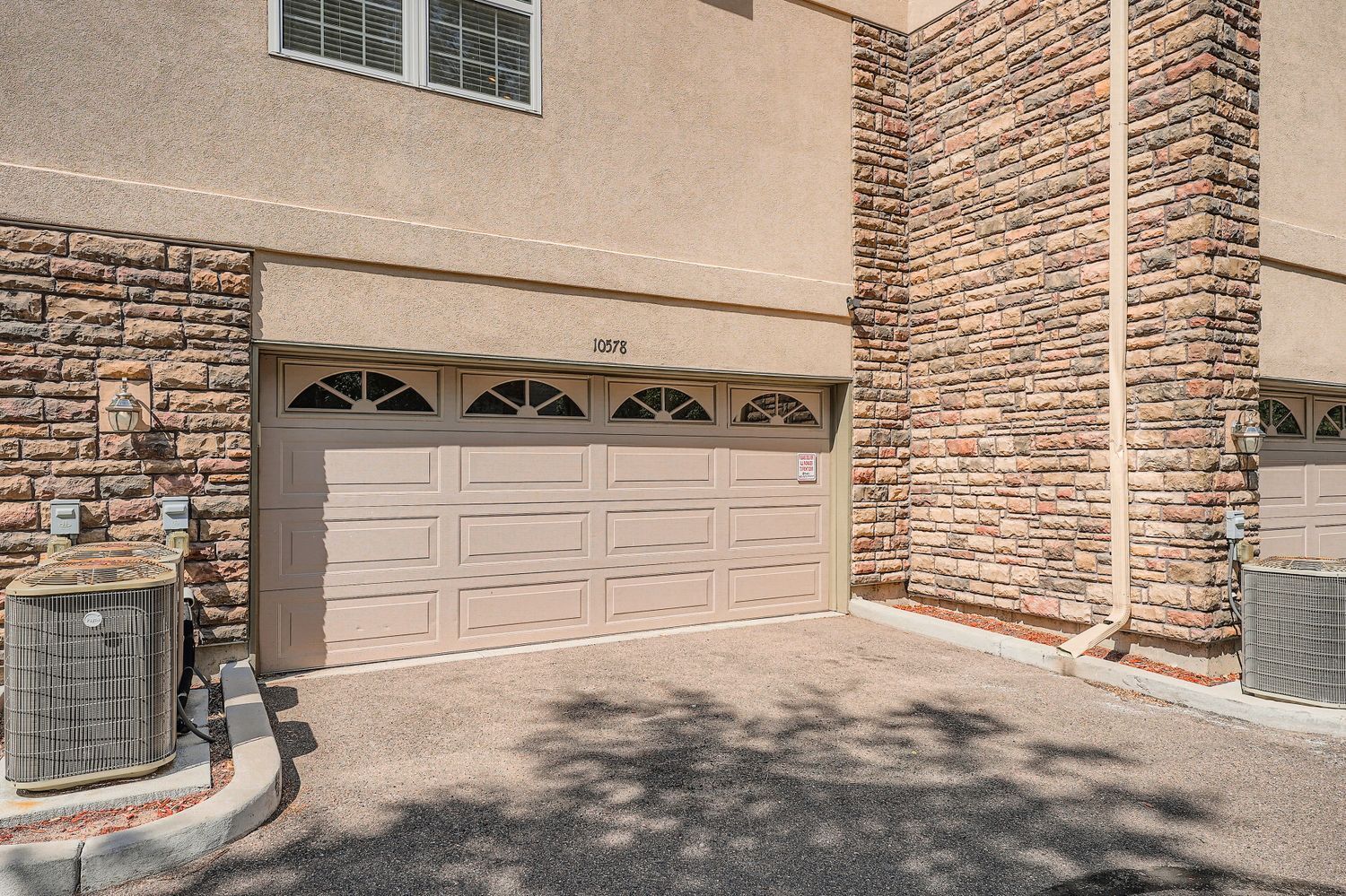 Building Photo - 10578 E Jewell Ave