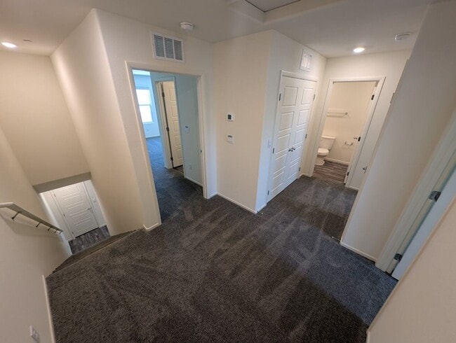 Building Photo - 7377 Joanna Brk St