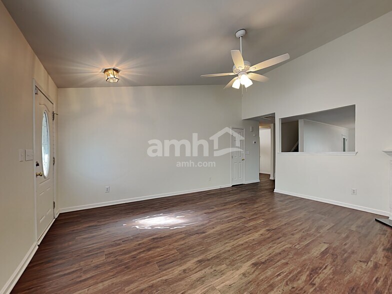 Building Photo - 4477 Westhill Pl