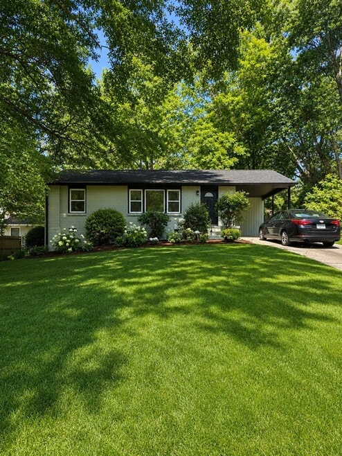 Building Photo - 488 Park Valley Dr NW