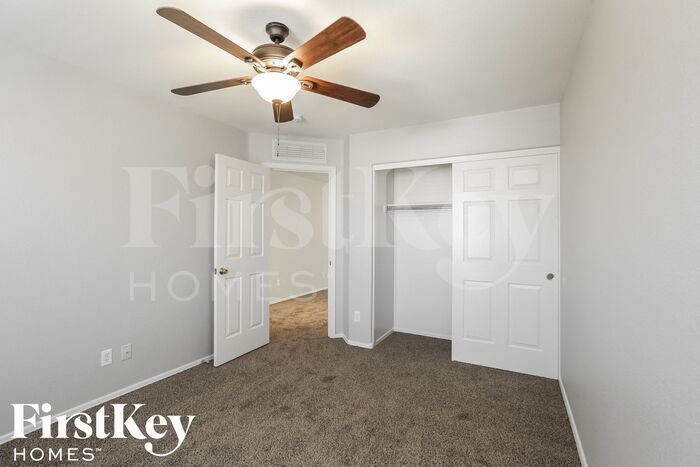 Building Photo - 3834 E Jasper Dr