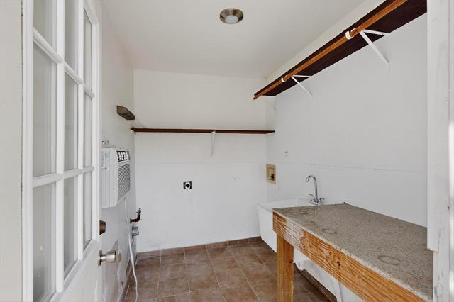 Building Photo - 4429 Oleander Trail