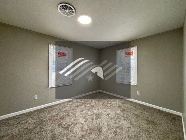 Building Photo - 4205 Riverview Ave