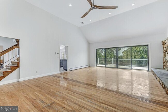 Building Photo - 136 Carlough Rd