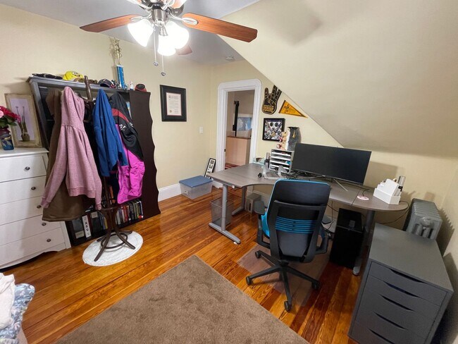 Building Photo - 21 Chandler St