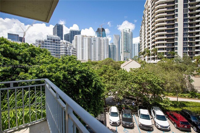 Building Photo - 770 Claughton Island Dr