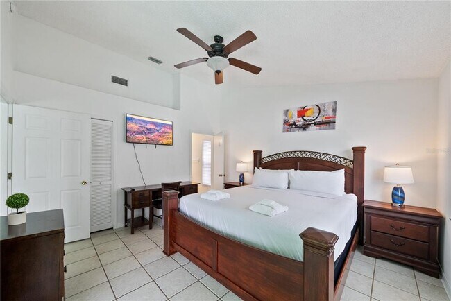Building Photo - 3016 Bloomsbury Dr