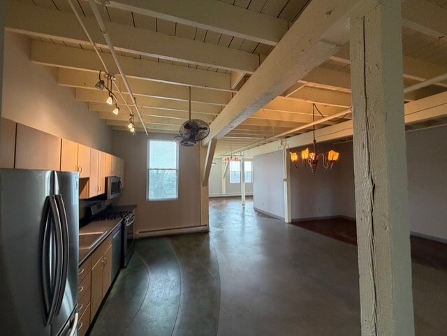 Building Photo - 18 Park St