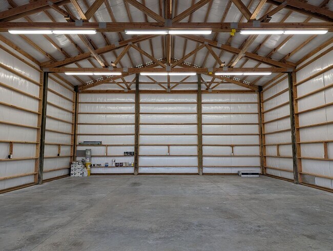Building Photo - 13837 Bay View Road