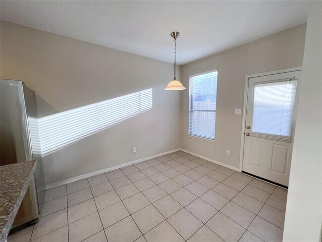 Building Photo - 5323 Brookway Dr