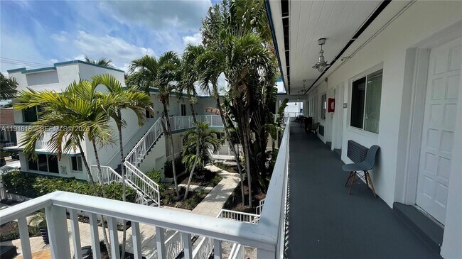 Building Photo - 7710 Harding Ave