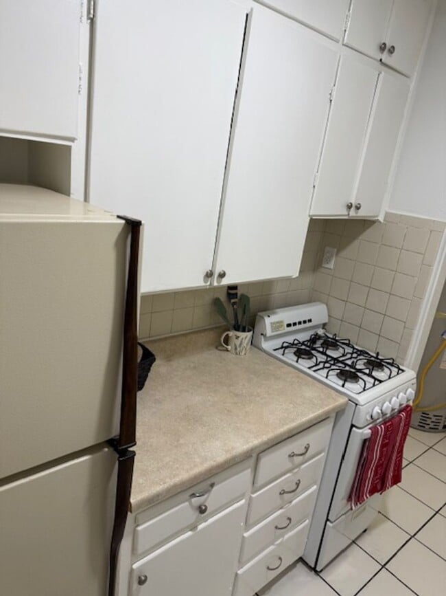 Building Photo - Location!! Awesome 1 bed 1 bath in Historic Glendale