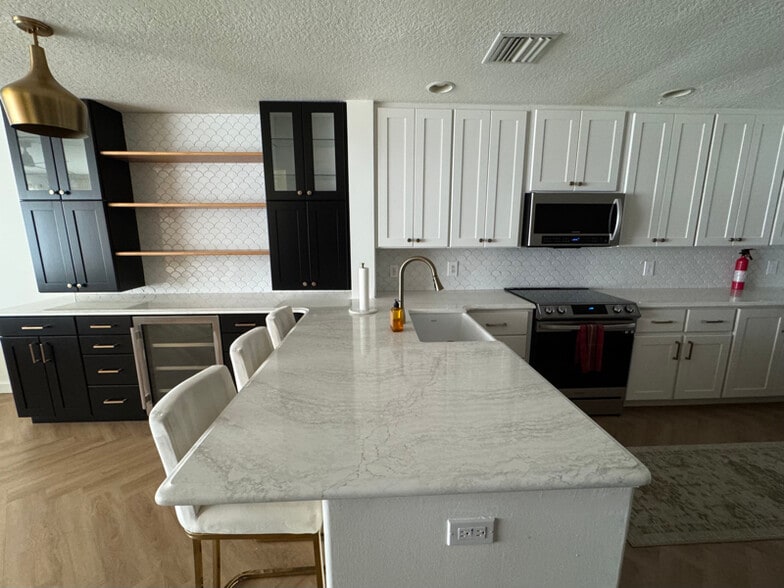 Building Photo - 11841 Nautica Dr